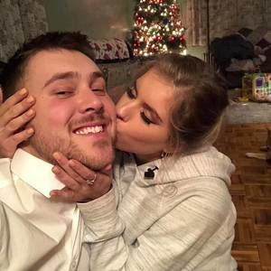 Meet your Posher, Emerald